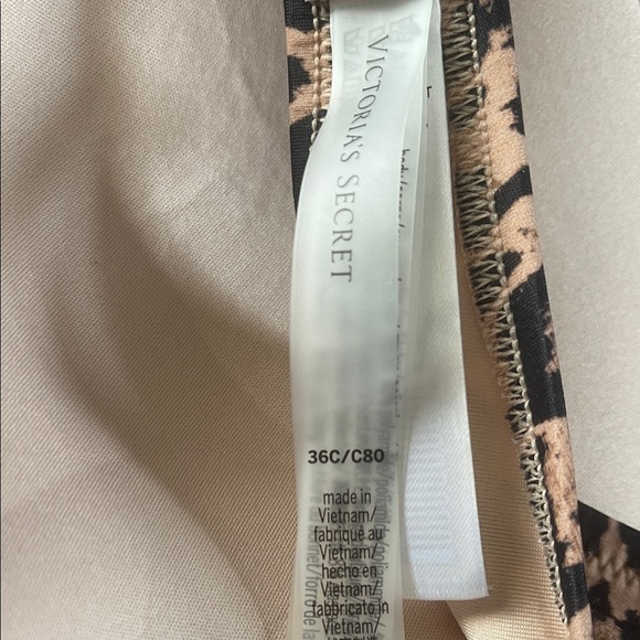 Victoria's Secret Leopard Print Bikini Set - Picture 2 of 7